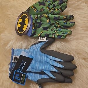 Batman Kids Gloves Set - Blue and Green